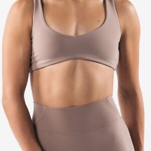 Alphalete Aura Sculpt bra (Sand or Black)